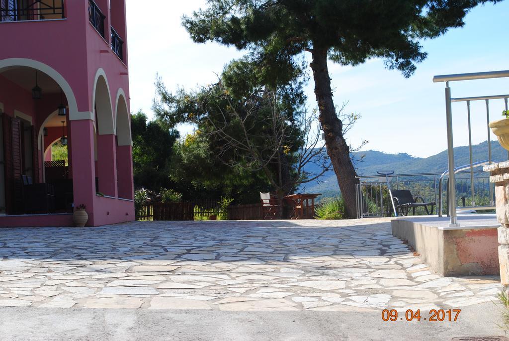 Villa Eora Keri Exterior foto