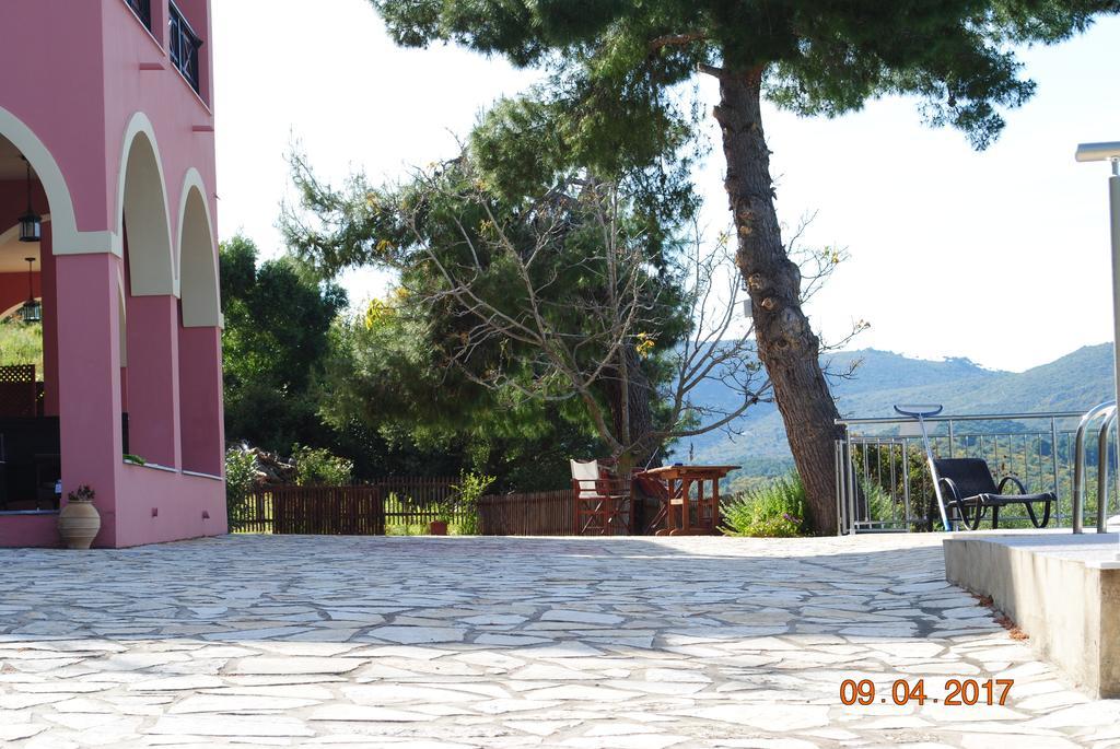 Villa Eora Keri Exterior foto