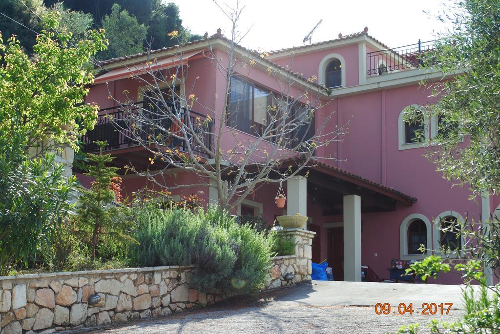 Villa Eora Keri Exterior foto