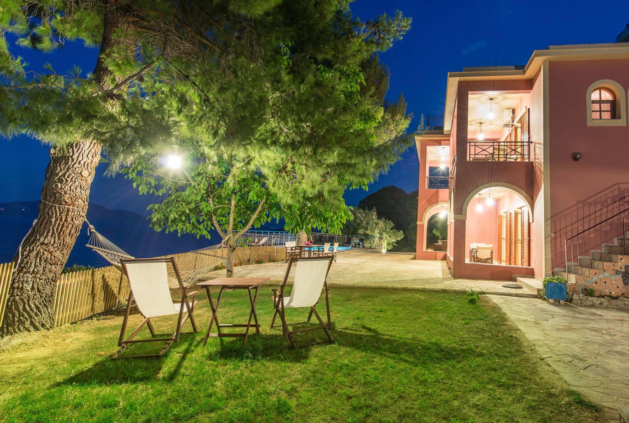 Villa Eora Keri Exterior foto